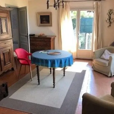 Maison La Croix-valmer, 5 Pieces, 6 Personnes - Fr-1-726-38 Дом отдыха Ла Круа-Вальме